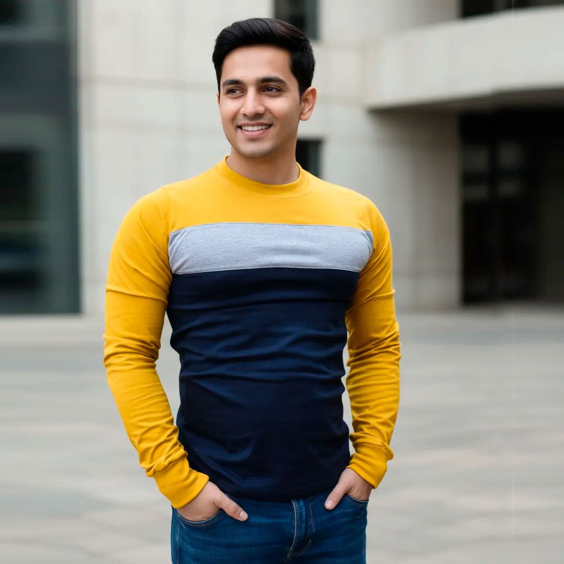 Playera Manga Larga Con Franja Con Puño #A073